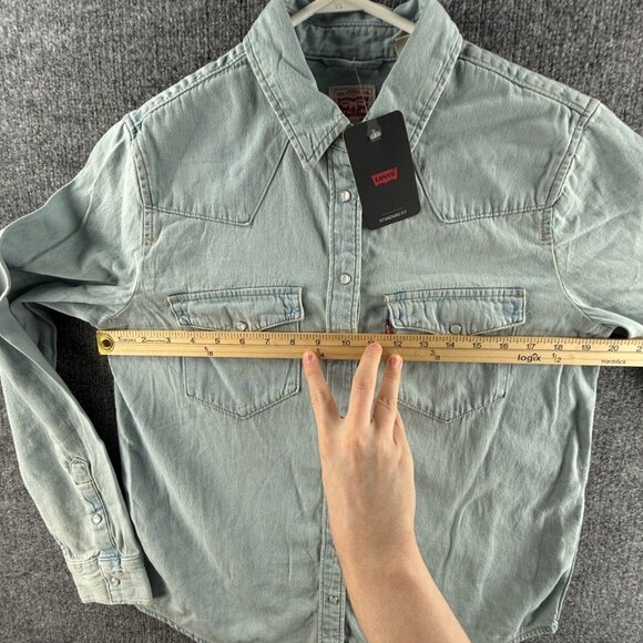 NWT Levi’s Pearl Snap Up Shirt Western Denim Pockets Lightweight Medium Blue - Picture 9 of 15